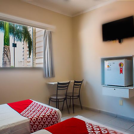 Oyo Cerrado Hotel, Campo Grande Campo Grande  Eksteriør billede A room at the hotel